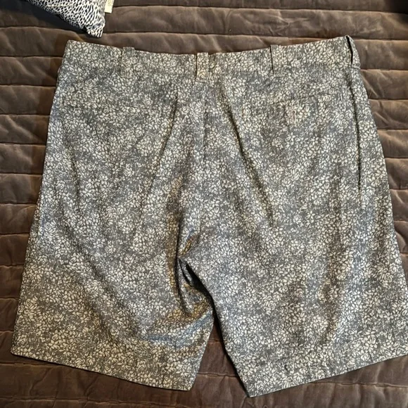 J. Crew Blue Floral Shorts - Picture 3 of 3